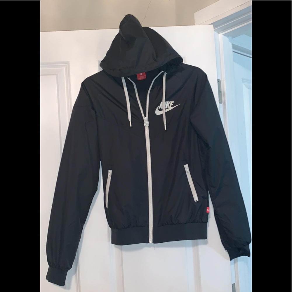 Nike black windbreaker jacket hoodie zip up Small